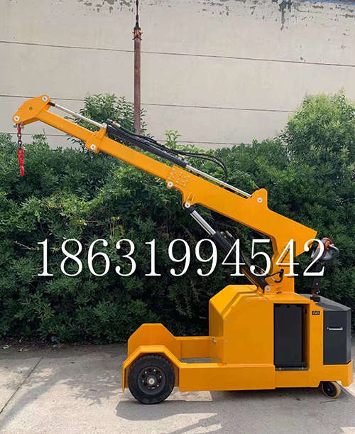 沧州市随车吊机绞盘货车轻卡沧州市当地车载吊机随车吊机小型履带吊搬运