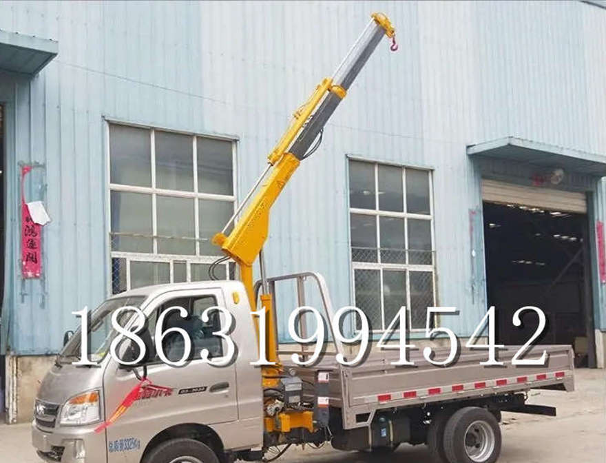 沧州市随车吊机绞盘货车轻卡沧州市当地车载吊机随车吊机小型履带吊搬运